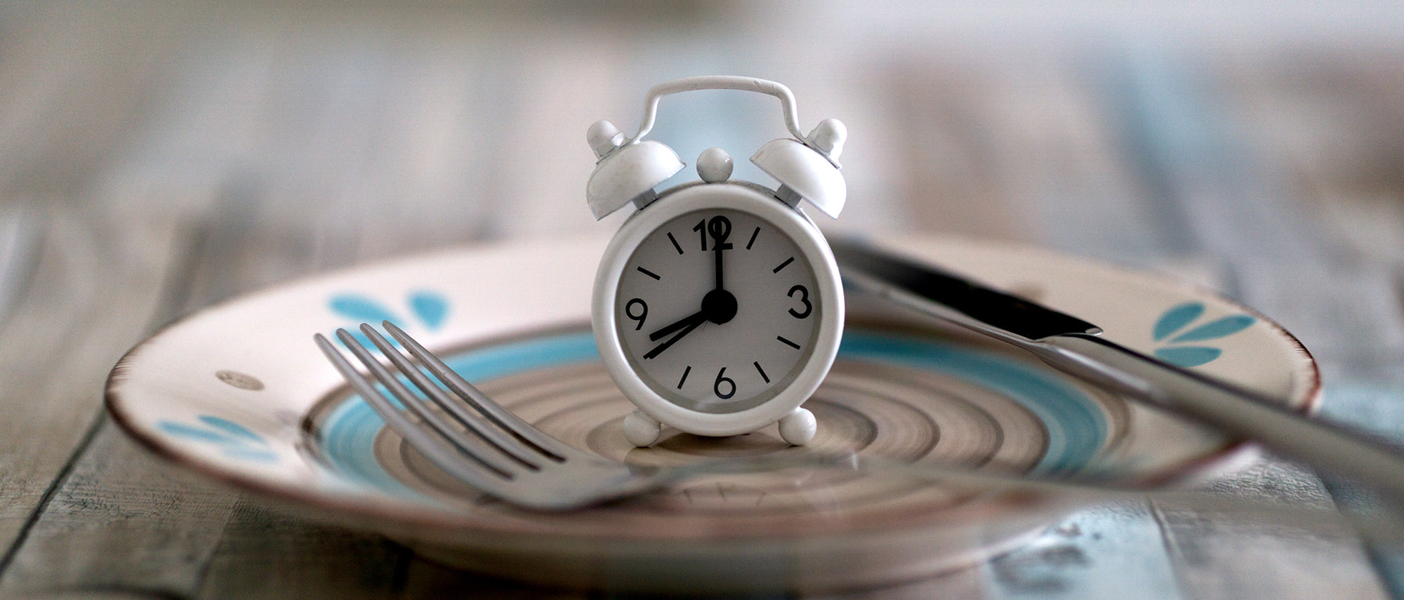 Clock on a plate