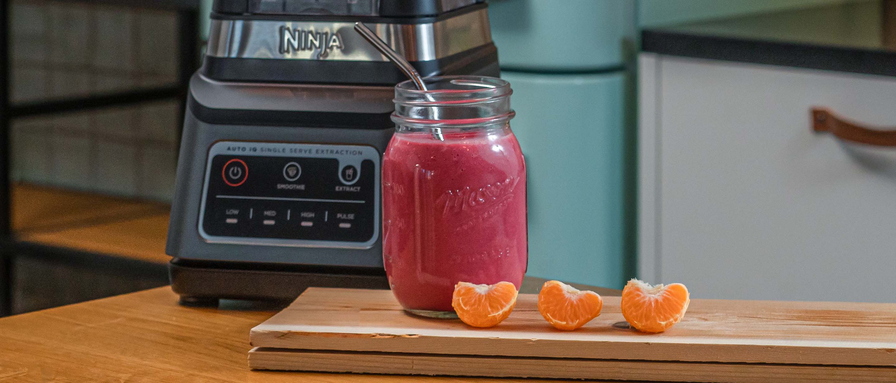 Garnet Gem Smoothie with clementines 